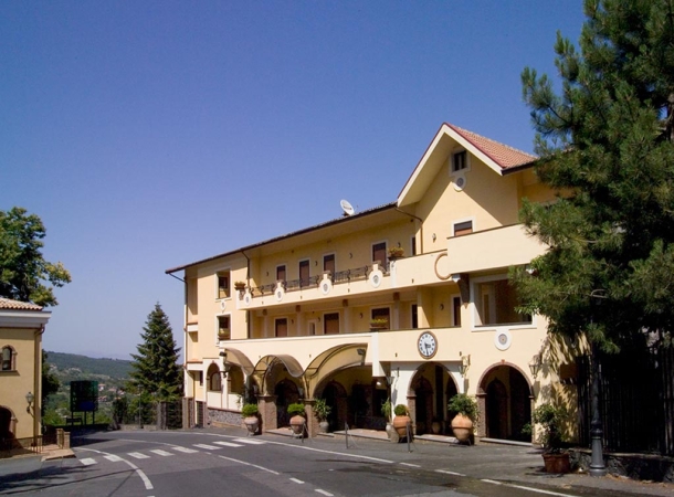 Hotel Airone  Epifania EPIFANIA