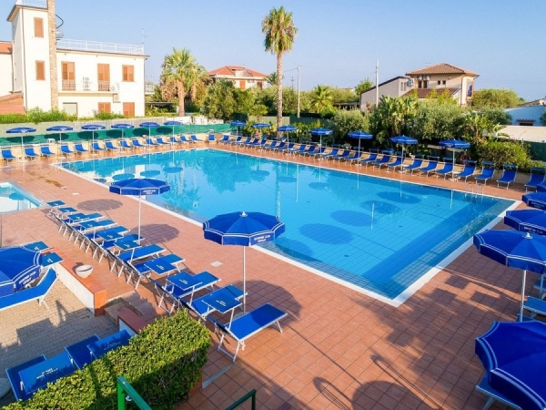 Cefalù Resort**** speciale Giugno BREVI E WEEK-END